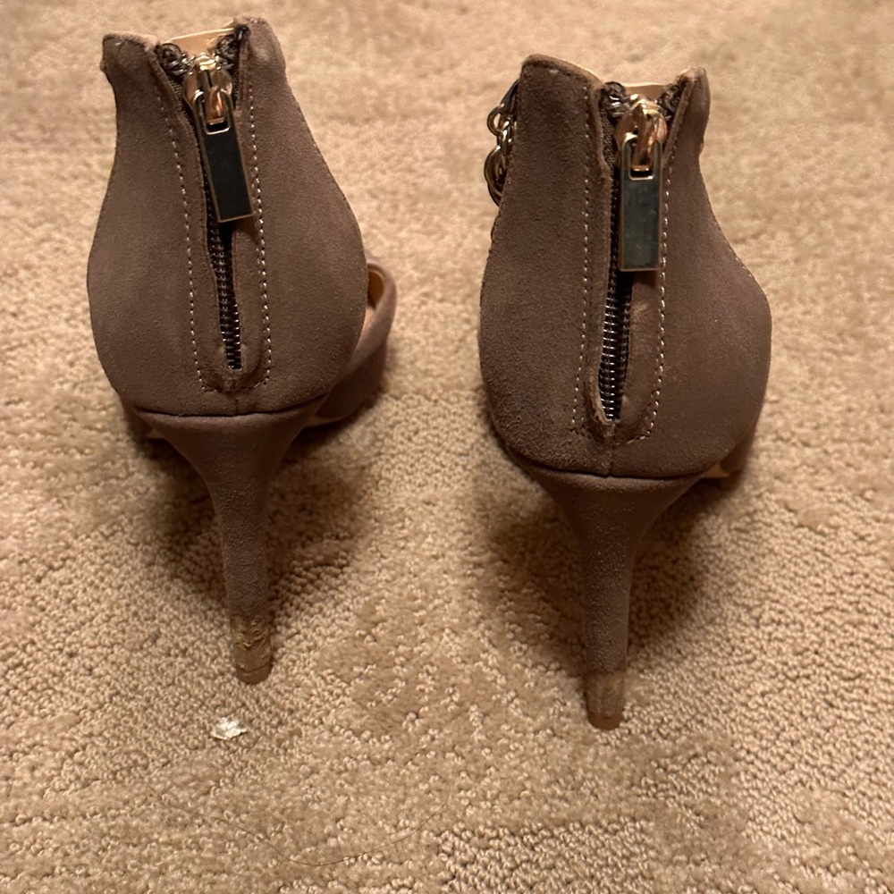 High heel shoes